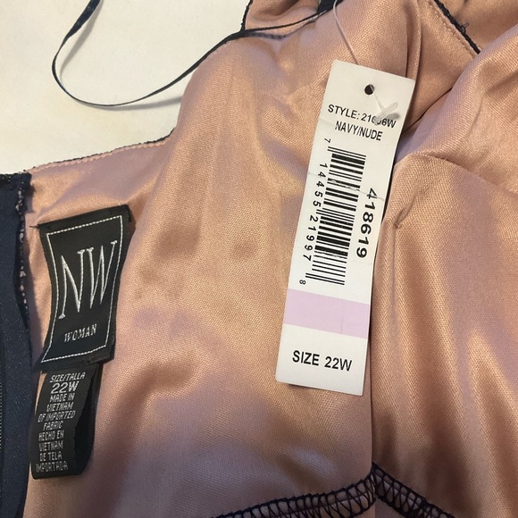 🌟HP🌟 PLUS 22W Navy/Nude sequins Lace Halter Bodice Navy Jersey Maxi Skirt - Picture 9 of 14